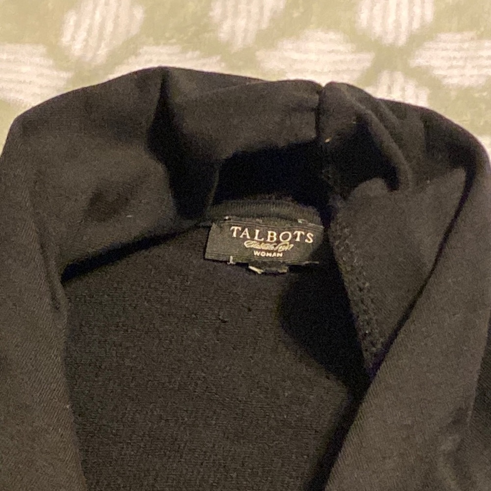 Women’s XXL cardigan, no buttons. Cotton material.